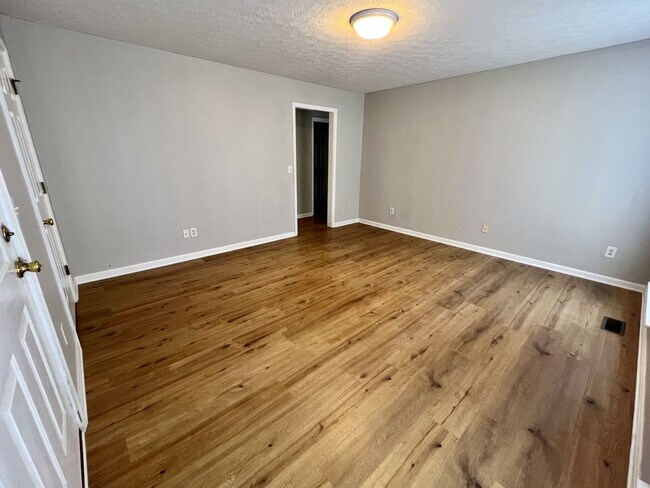 Photo - 106 Sugartree Unidad B