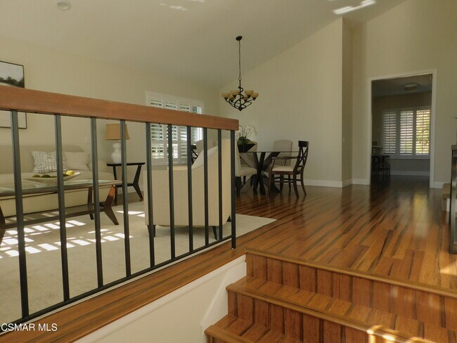 Photo - 467 Sundance St