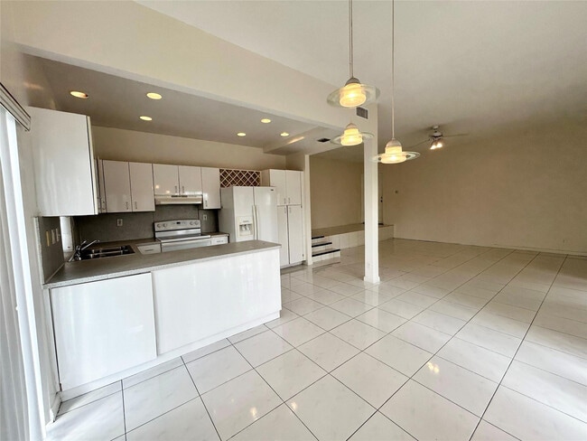Photo - 4850 SW 63rd Terrace Unit 231