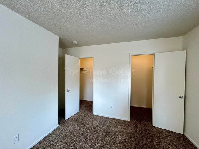 Photo - 6041 SW Valley Ave