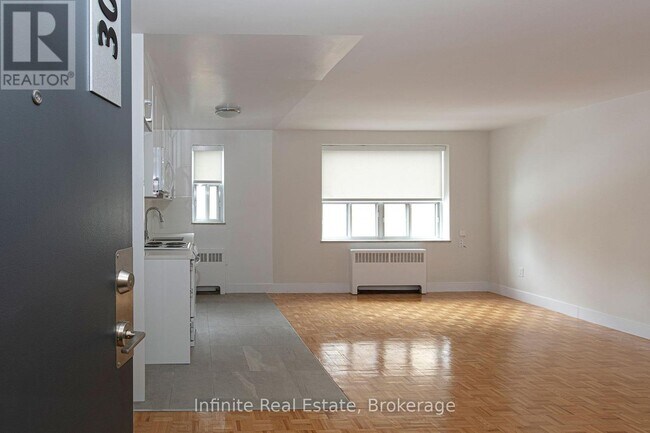 Photo - 1291 Bayview Ave Unit 303