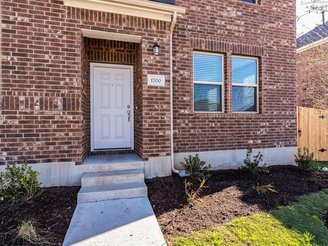 Photo - 1700 W Broade St