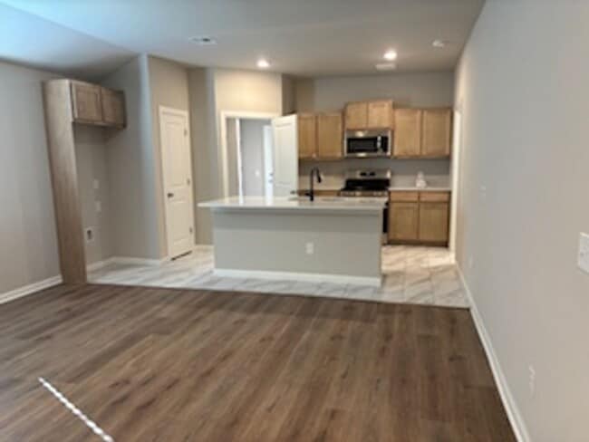 Photo - Newly Built! First month free!