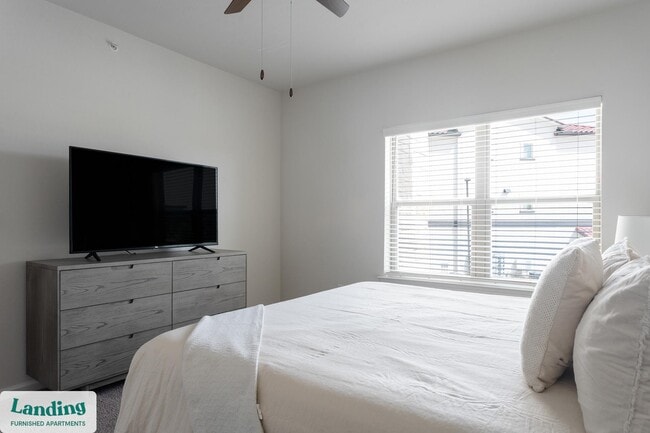 Photo - 1601 S Heatherwilde Blvd Unidad 1021