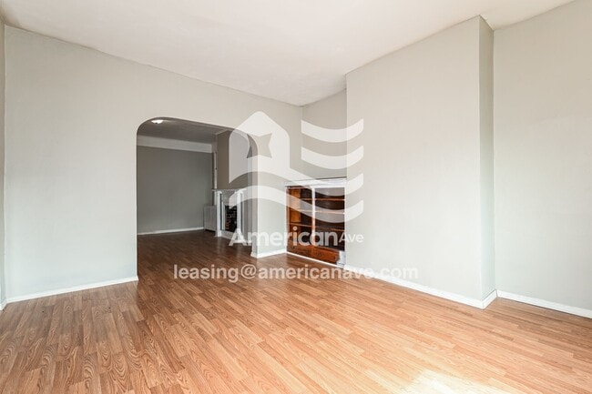 Photo - 1605 Mobile Ave