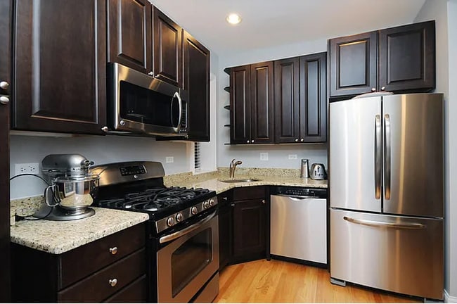 Building Photo - 1219 W LAWRENCE AVE Unit 1