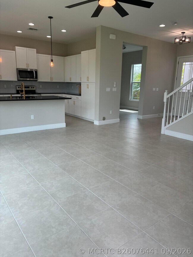 5518 Macoon Wy