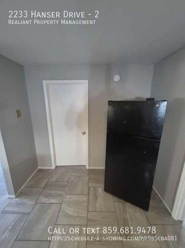 Photo - 2233 Hanser Dr Unidad 2