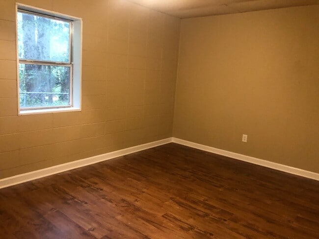 Photo - Military Highway Apartments Unit Apt C