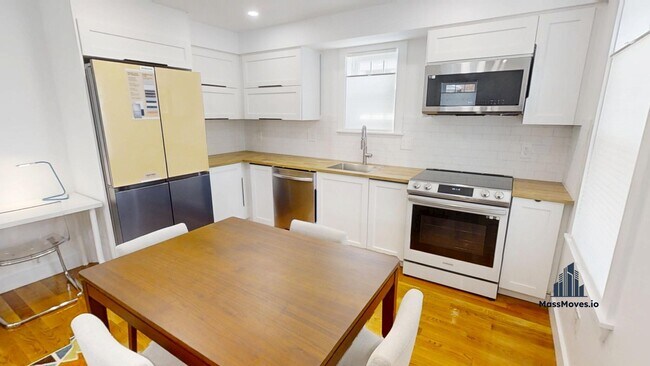 Photo - 36 Shepard St Unit 1