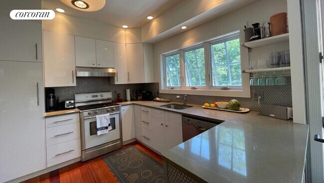 Photo - 17 Stearns Point Rd