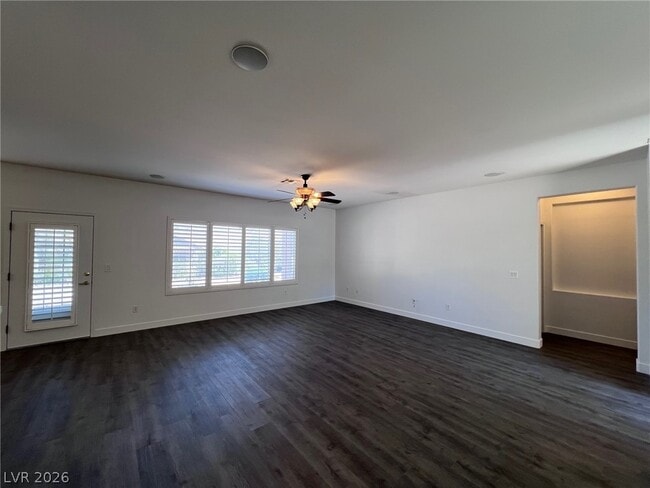 Photo - 1627 Fieldbrook St