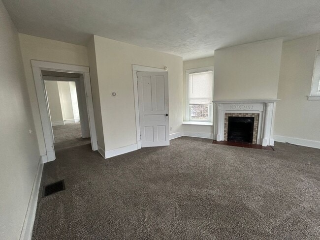 Photo - nbr142 Unit B