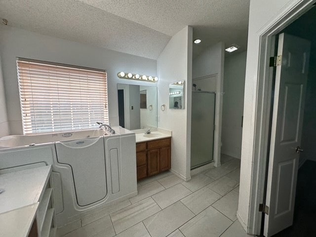 Photo - 2411 Oak Brook Dr House