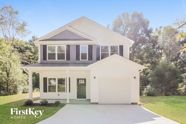 Building Photo - 5345 Pinebrook Dr