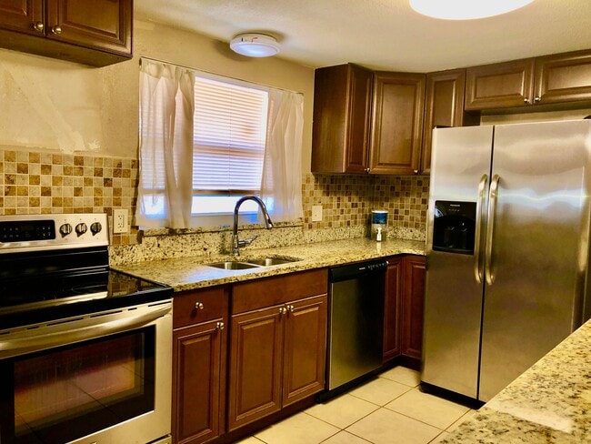 Photo - 7537 Jasmine Blvd