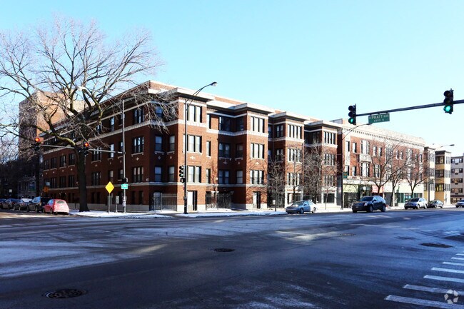6745-6765 N Sheridan Rd. - 6759-6765 N Sheridan Rd Apartments