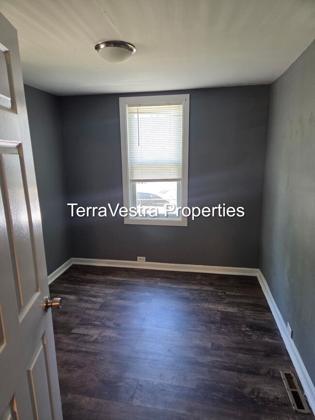 Photo - Single Family in Paulsboro! Eligible for $500 Security Deposit.
