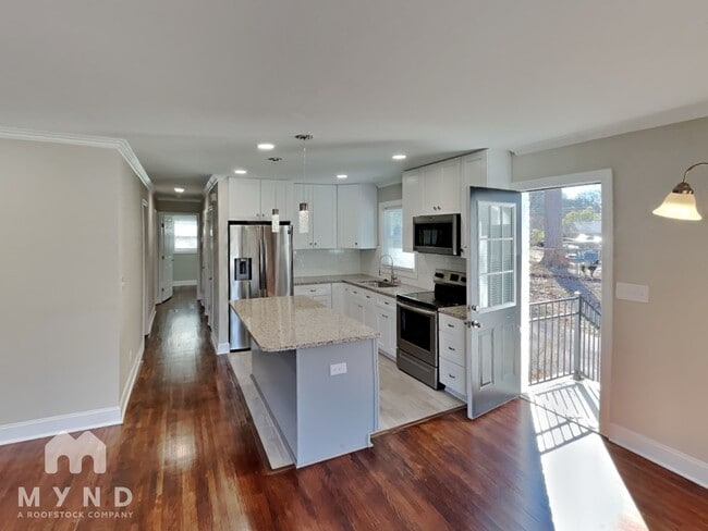 Photo - 2408 Dora Dr