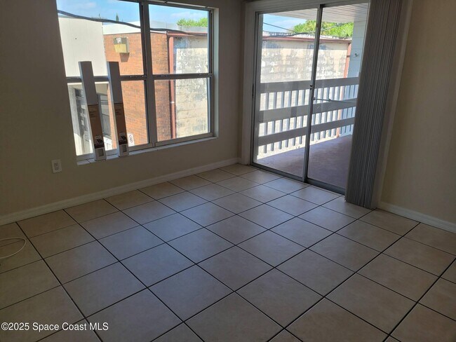 Photo - 130 Bouganvillea Dr Unit 10