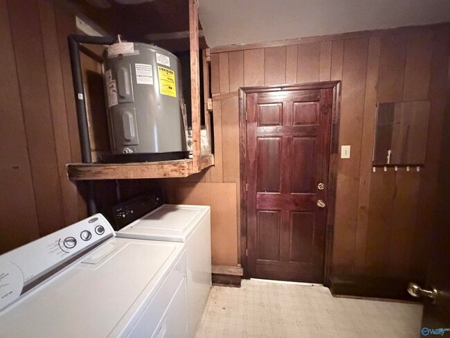 Photo - 330 Jack Coleman Dr NW