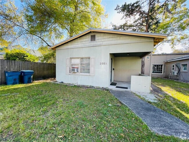 Building Photo - 1003 Carpenter St Rental