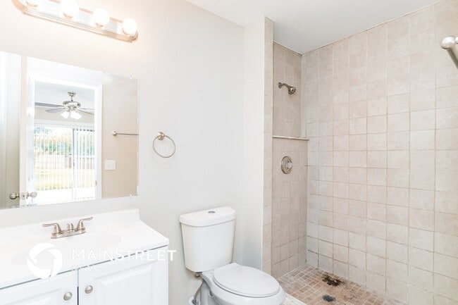 Photo - 106 Cranfield Ct