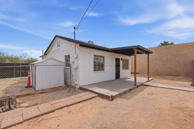 Photo - 1432 N Columbus Blvd