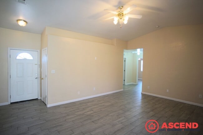Photo - 234 W Pilot Ave