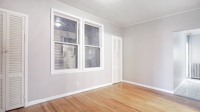 Photo - 47 65th St Unit 1