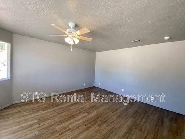 Photo - 76 E Center St