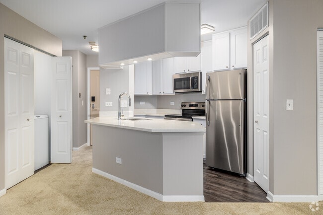 1BR, 1BA - 753SF - Kitchen