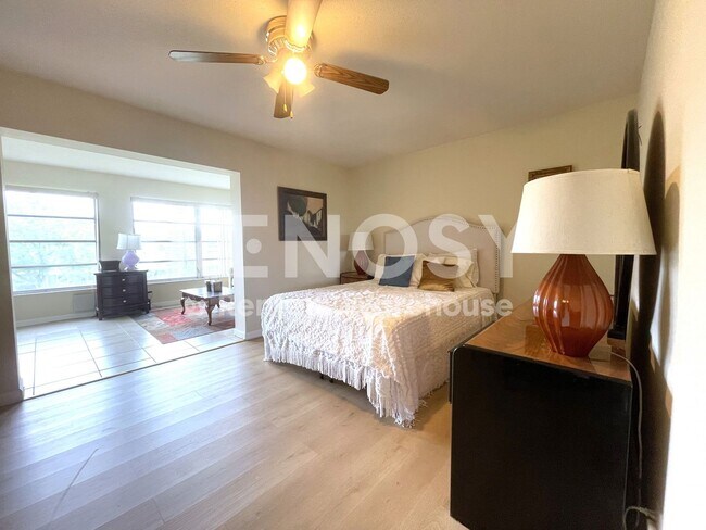 Photo - Top Of The World - 3rd Floor, Furnished 1 Bed/1 Bath Condo For Long Term