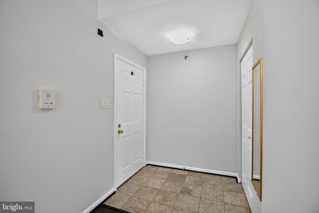 Building Photo - 14 Rain Flower Path Unit 303