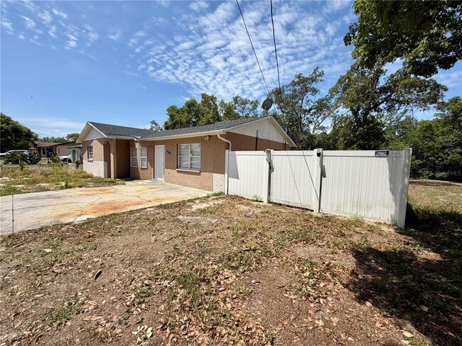 Photo - 3359 Harrow Rd