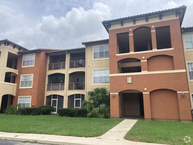 Building Photo - 1 bd / 1 ba in Palms Club Community Unit 12-303 Rental