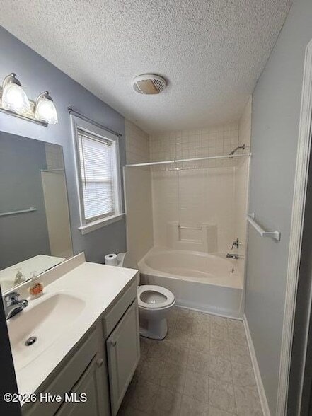 Photo - 200 Commons Ct