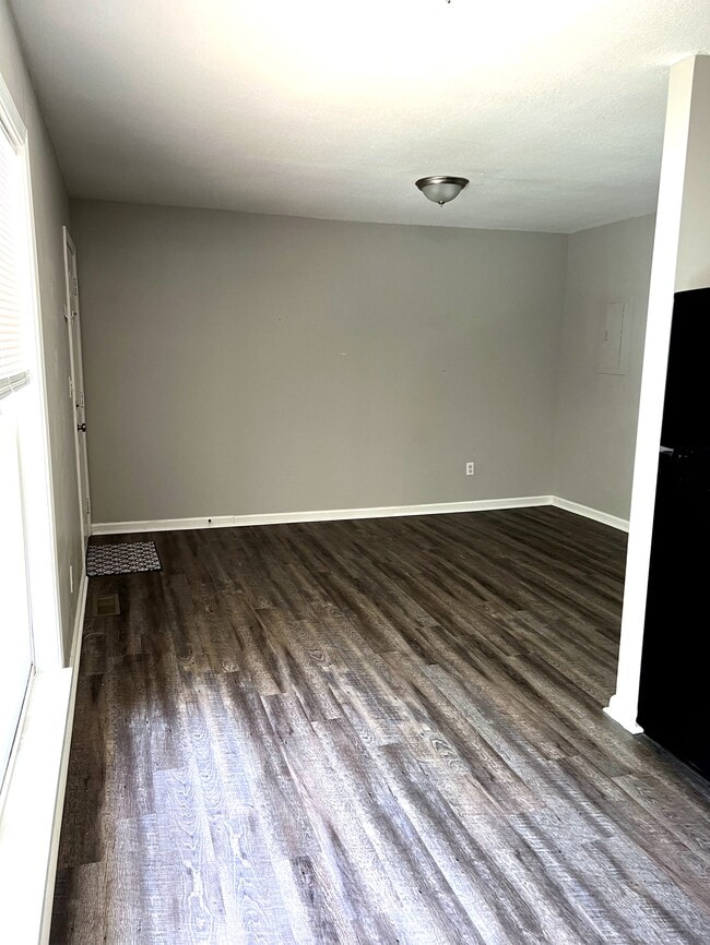 Photo - 800 Lullwater Rd Unit 816