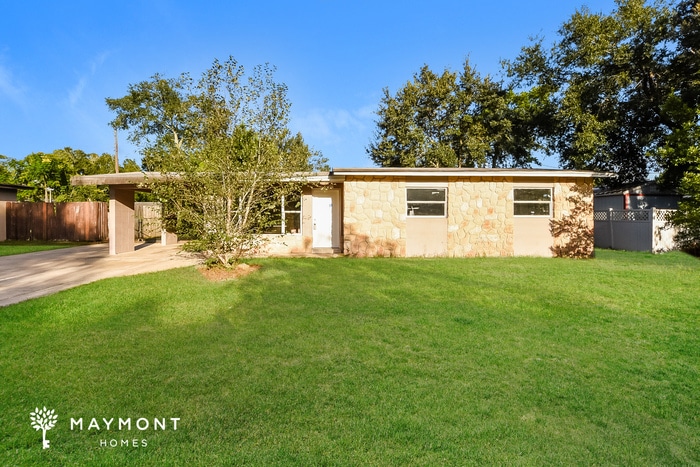 Photo - 518 Elm Dr
