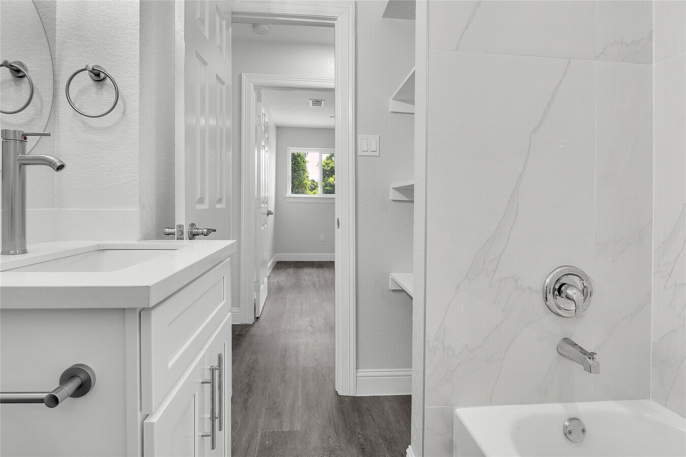 Photo - 110 Prune St