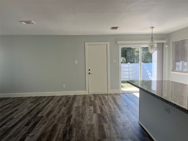 Photo - 11956 Chanteloup Dr