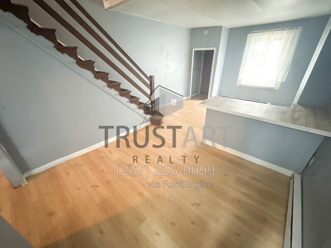 Photo - 3110 Custer St