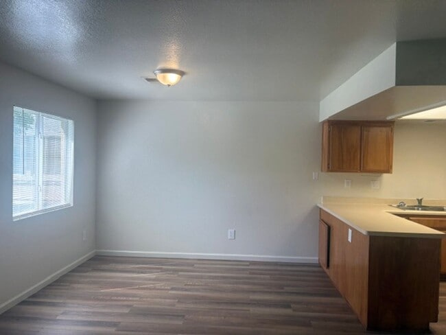 Photo - 1730 Inyo St Unit Apt D