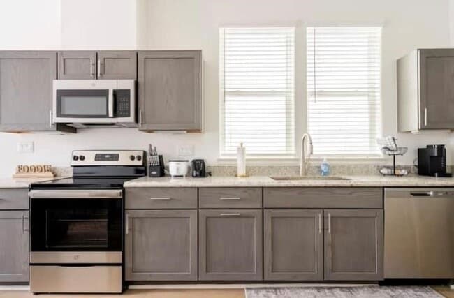 Photo - 3231 Real St Unit B