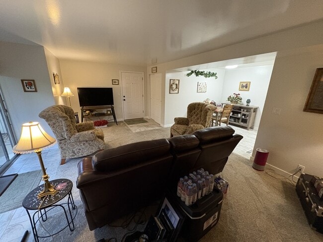 Photo - 1302 S 200 W Unit Apt 43