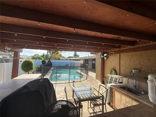 Photo - 11450 NW 30th Pl