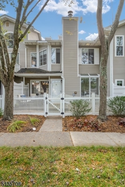 Building Photo - 75 Bentley Ct