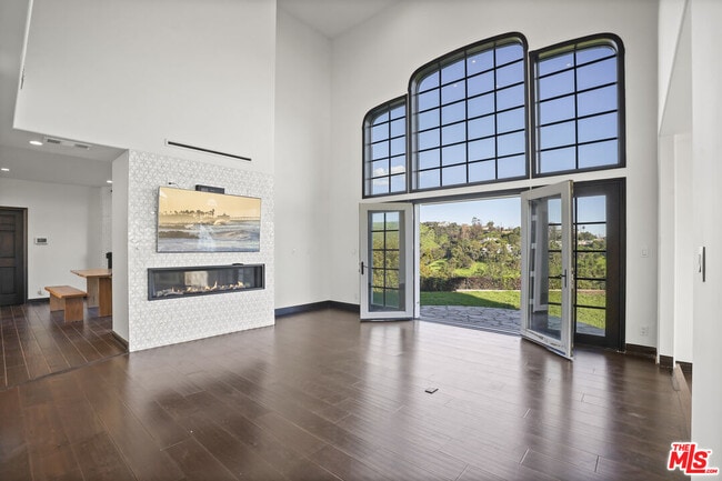 Photo - 1036 El Medio Ave