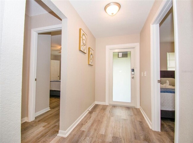 Photo - 1504 Hallam Dr