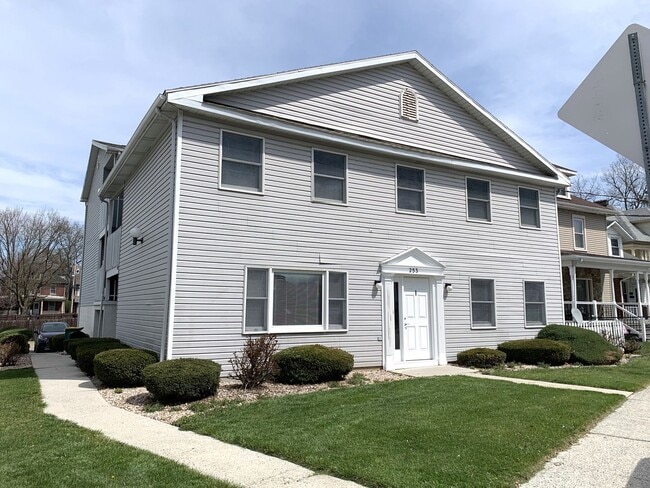 253 College Ave Unit 253 4